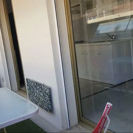 Studio Rue Du Marechal De Logis J Fellegara كان
